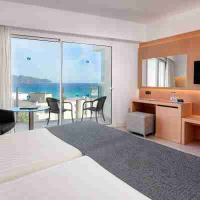 Cm Playa del Moro Rooms