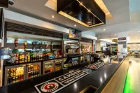 Holiday Inn Express London - Heathrow T5 Hotels in Colnbrook