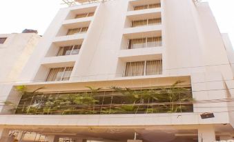 Hotel Diamonds Pearl - Hizvo