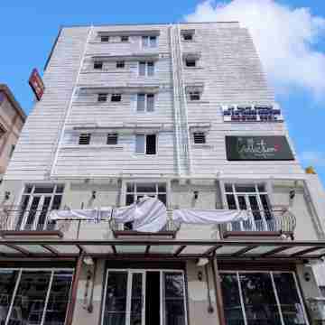 Collection O Sapthagiri Inn Hotel Exterior