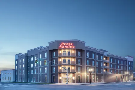 Hampton Inn and Suites by Hilton Logan Отели рядом с достопримечательностью «Парк Ривер Холлоу»