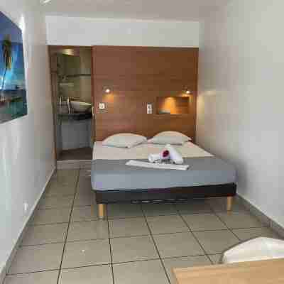 Karaibes Hotel Rooms