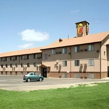 Super 8 by Wyndham Mitchell