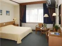 Hotel "De Klok" Hotels in Dokkum
