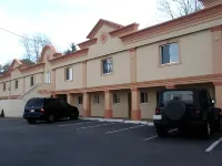 Motel 6 Toms River, NJ Near Seaside Heights - parking