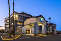 Days Inn & Suites by Wyndham Tucson/Marana - Wifi