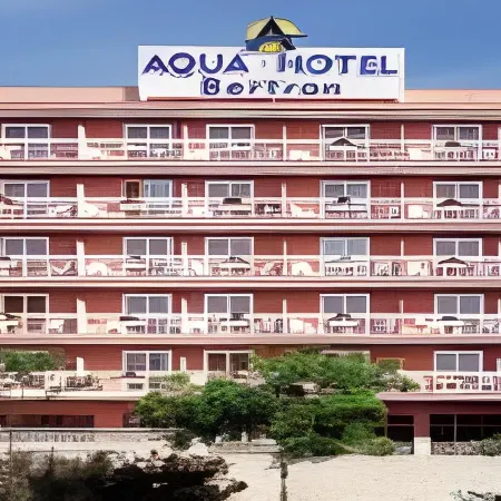 Aqua Hotel Bertran Park