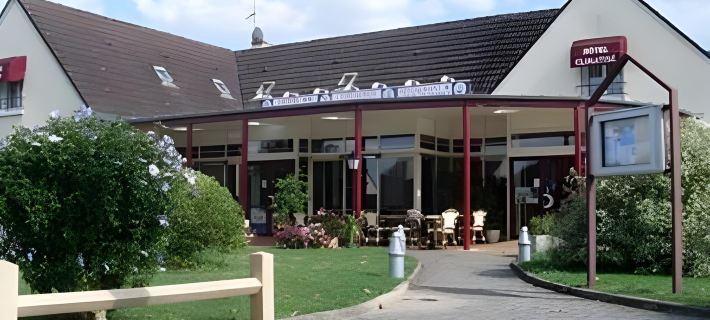 Logis Hotel Restaurant l'Escapade Hotels in Indre