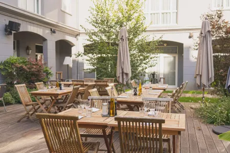 Pentahotel Paris Charles de Gaulle Отели рядом с достопримечательностью «Парк Мэри»