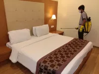 Deccan Pavilion Hotels near PICT