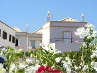 Monte Dos Avós Village - Pet Friendly Hôtels à proximité de : Praia do Homem Nu