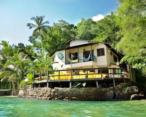 Che Lagarto Hostel Bar & Beach Club Hotels in Angra dos Reis