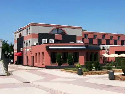 Hotel Bollaert Hotels near Blue Spa Lievin