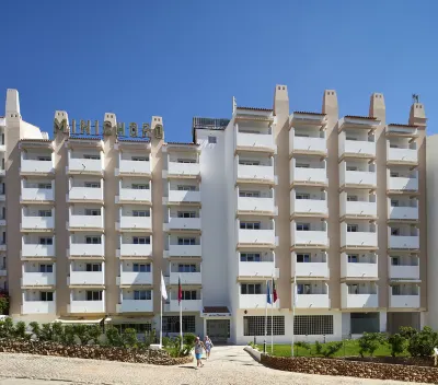 Cheerfulway Minichoro Apartamentos Hotels near Albufeira - Ferreiras Railway Station