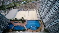 Best Price and Comfortable Living 2Br at Anderson Supermall Mansion Apartment by Travelio Hotels in der Nähe von Universitas Ciputra Surabaya
