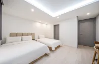 Sloth Hotel Busan Seomyeon