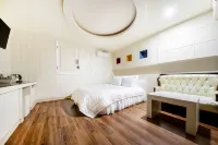 Sancheong Forest Unmanned Hotel