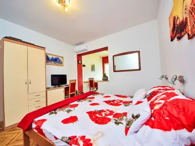 Dajak Hotels in Duće