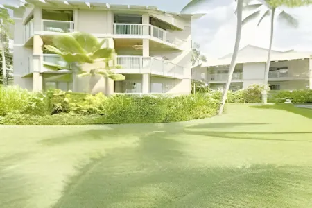 Castle Kanaloa at Kona Отели рядом с достопримечательностью «Парк Кахальюу Бич»