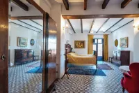 7 Pisos Casa Rural de Pueblo Hotels in Alcoy