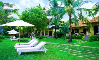 Vinh Hung Riverside Resort & Spa