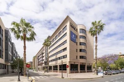 ホテル ユーロスターズ アクテオン のホテル