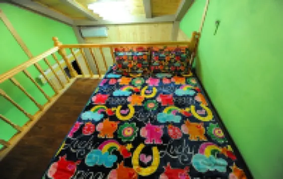 Yangsan Tiara Pension Hotels near Tongdosa Temple