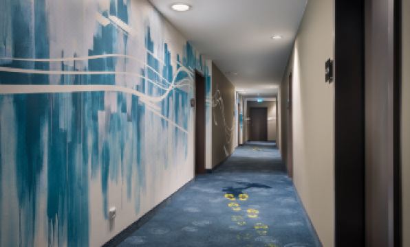 Holiday Inn - the niu, WELLY KIEL by IHG