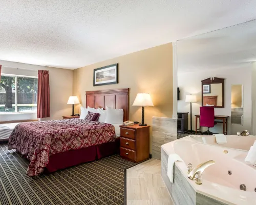 Rodeway Inn Các khách sạn ở Cedar Rapids