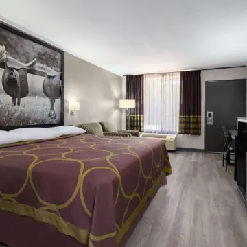 Super 8 by Wyndham Longview/North