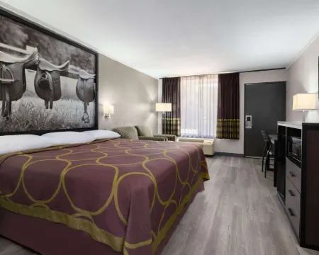 Super 8 by Wyndham Longview/North Hotels in Longview