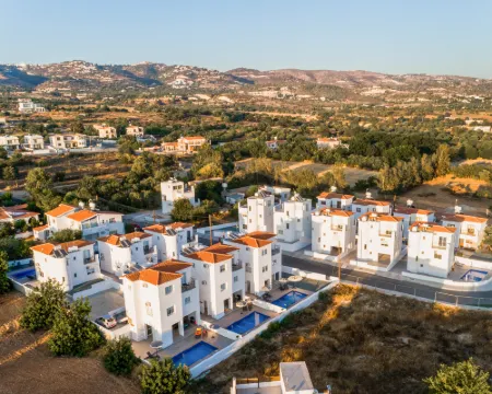 Sanders White Mountains - Charming Villa with Pool Ξενοδοχεία στην πόλη Τρεμιθούσα
