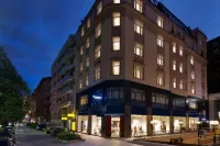 Ramada by Wyndham Budapest City Center Hotel a 