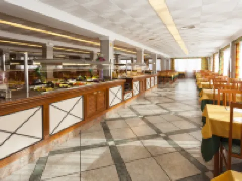 Hotel Riutort Hotels in Ses Cadenes