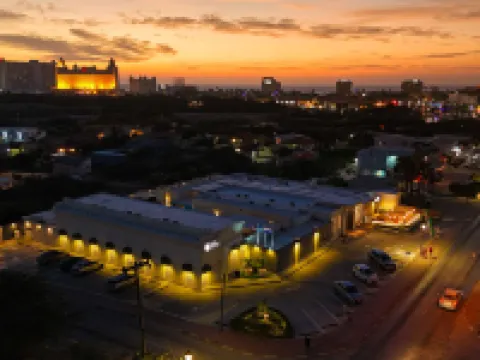 Aruba Boutique  Art Hotel, BW Signature Collection Hotels in Palm Beach