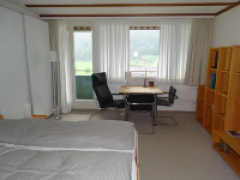 Parkweg 9/602 Hotels in 