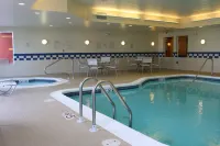 Fairfield Inn & Suites Marion - Swimmingpools