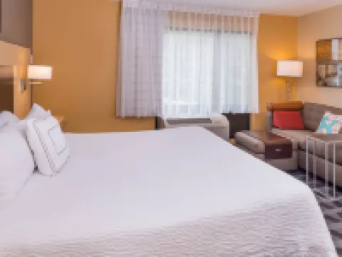 TownePlace Suites Huntington Hotels in Cabell County
