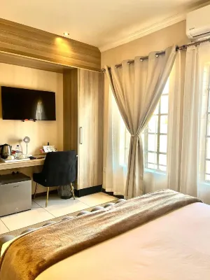 Live-Inn Luxury Suites