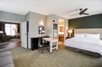 Homewood Suites by Hilton Greenville Downtown Hôtels à proximité de : The Spa at West End