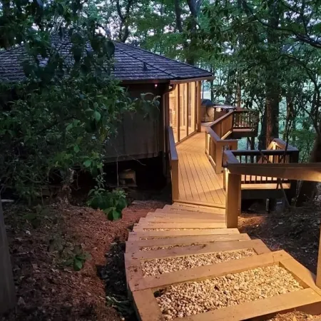 Deluxe Romantic Couples Retreat inside Big Canoe with Hot Tub!