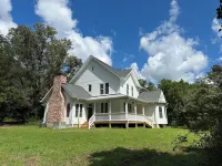 Creek-side retreat in the woods, perfect for families seeking quality time