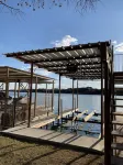 Open water on LBJ!! Great for family gatherings, or just a lake getaway.