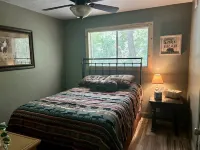 This relaxing cabin is cozy and secluded with private pond and fishing dock Hotels in Marshall County