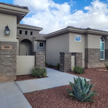 CASITA NEAR ZION