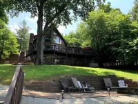 Sunset Dreams Norris Lake Front house/Deerfield Resort-sleeps 14/hot tub/slip