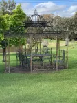 YARRAWONGA PARK COTTAGE<br>Cozy 2 bedroom cottage on small acreage
