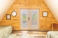 Scenic Lake Retreat - Open Layout - Pontoon Rentals - BBQ Grill