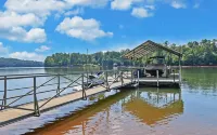 Lakefront Hideaway on Hartwell
