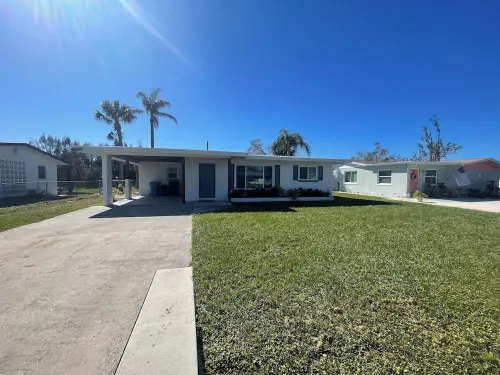 Beautiful home 2 miles away from Venice Beach!!!